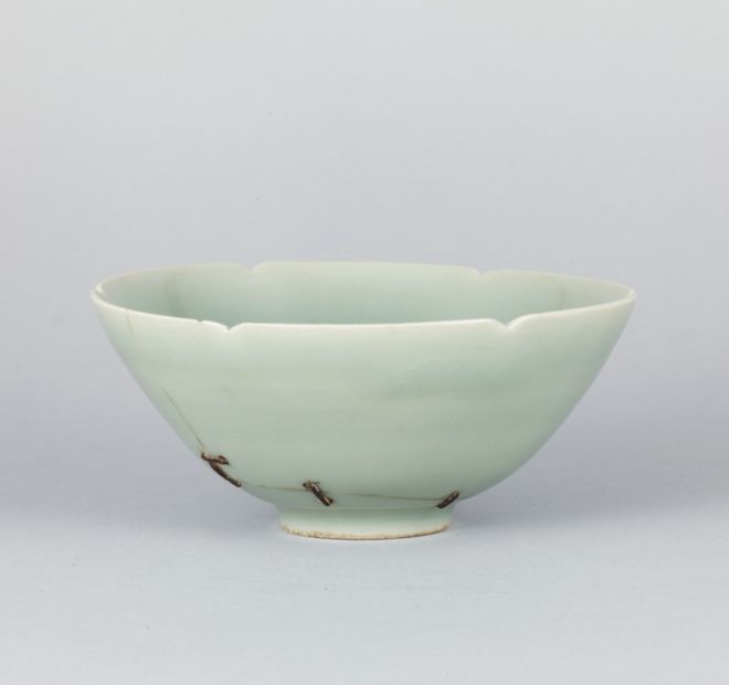 厌烦精致的人类，开始拿手艺活向AI废料宣战