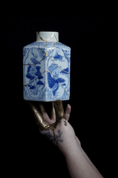 厌烦精致的人类，开始拿手艺活向AI废料宣战