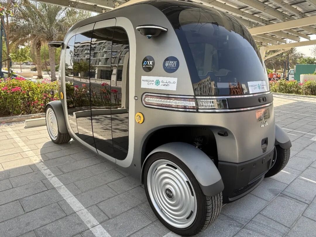 中国无人驾驶“军团”，“武装”阿布扎比！