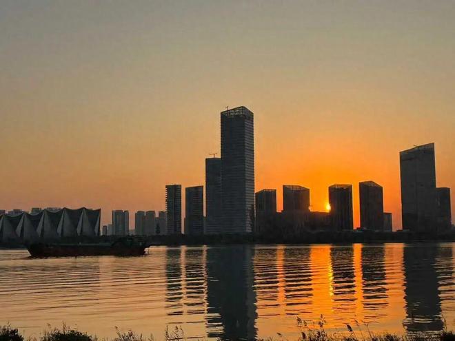 保险行业“近亲繁殖”乱象：整治进行时，顽疾仍需警惕