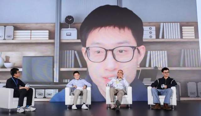 Anthropic筑墙,DeepSeek修路 Anthropic筑墙,DeepSeek修路