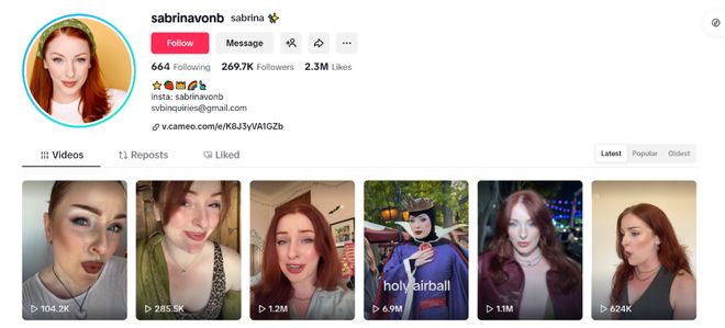 迪士尼的“毒皇后”把游客骂爽了,让角色飞升的扮演者反而被辞退惹怒多少人? 迪士尼的“毒皇后”把游客骂爽了,让角色飞升的扮演者反而被辞退惹怒多少人?