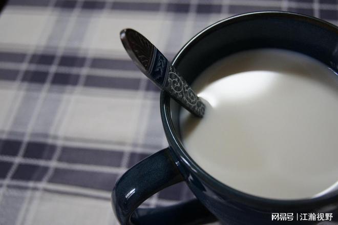 大股东加码背书，双重利好共振，优然牧业迎发展黄金期