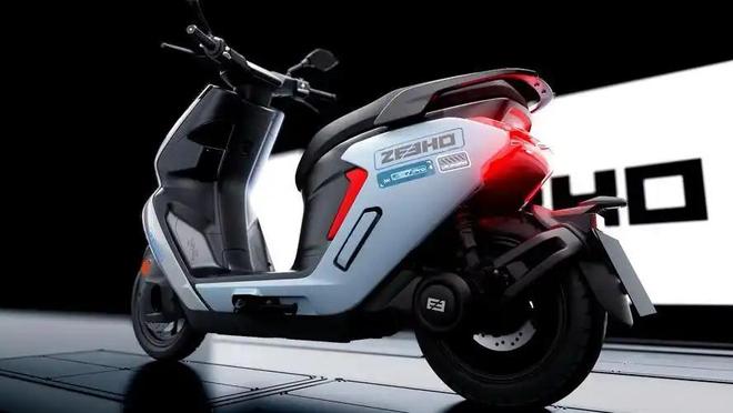 2025年中国10大电摩厂商销量：雅迪92万辆，春风极核第5，隆鑫第9