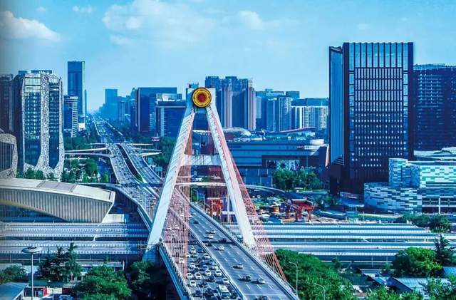 透视四川政府工作报告：向“第四极”加速奔跑